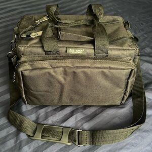 Bulldog range bag - black - adjustable insert